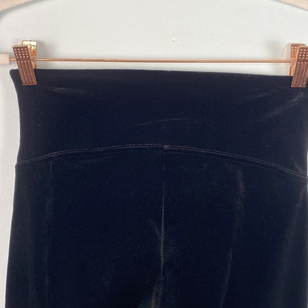 Spanx Velvet Leggings in Black Size Large - Picture 7 of 7